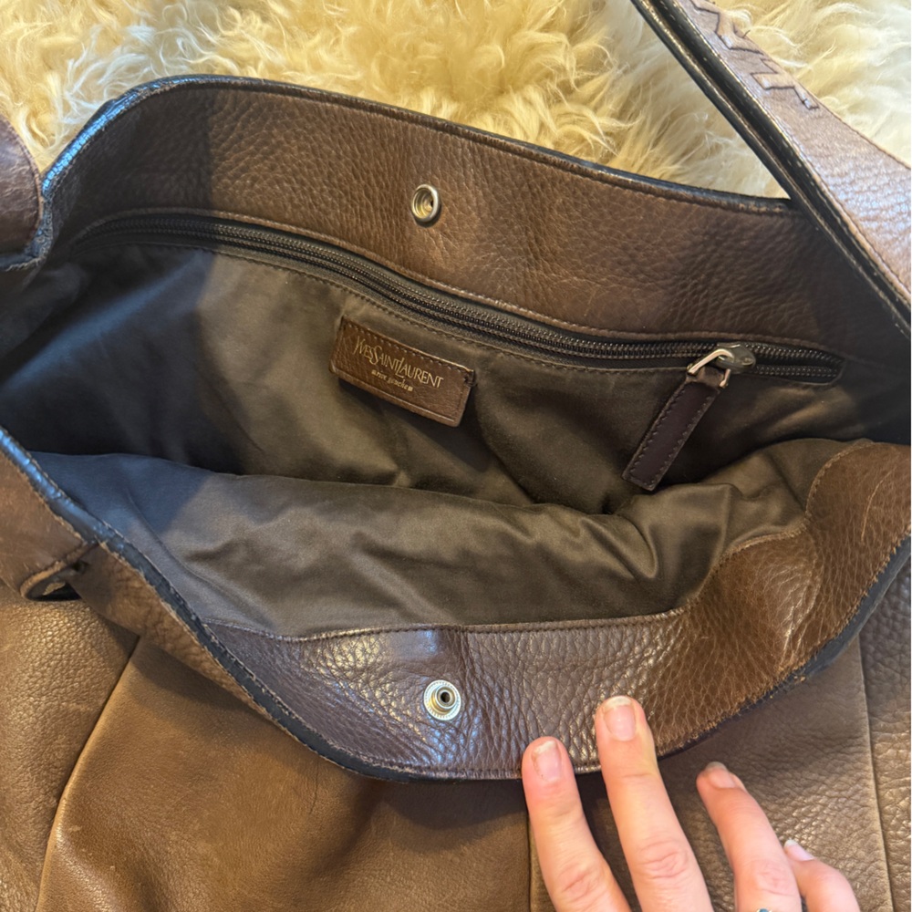 Yves saint Laurent extra large hobo bag - Picture 8 of 16